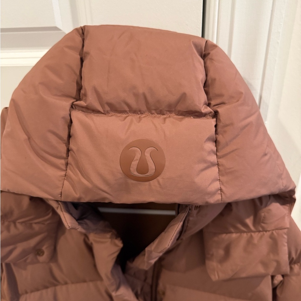 lululemon athletica Women's Puffer Jacket in Rust Brown - Picture 3 of 7